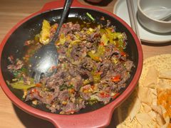 爆炒鲜牛肉-新太二·鲜料川菜(晶耀前滩店)