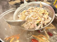 南记脆皮鸡-小煵记·打边炉(西丽文光店)