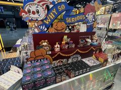 -泡泡玛特POPMART(侨福芳草地店)