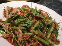 -芳林嫂 湖边边巧媳妇渔家菜馆