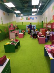 -莫莉幻想儿童乐园(青岛金茂湾店)