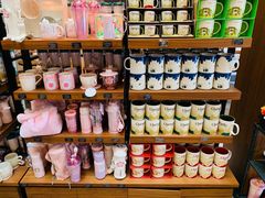 零售区-星巴克臻选(成都宽窄巷子店)