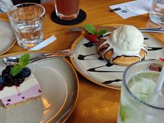 甜甜圈配香草冰淇淋-COMMUNE幻师(五角场店)