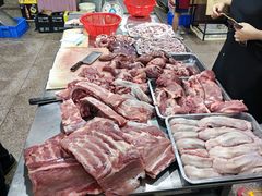-标记美食新鲜猪杂(兴南大道店)