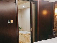 -沈阳皇朝万鑫酒店