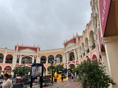 -佛罗伦萨小镇广佛名品奥特莱斯(疏港路店)