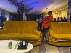 -畅想汤泉生活(民治店)