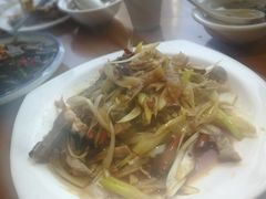 -山沟沟羊小馆&烤全羊羊肉汤(麦岛店)