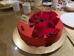 覆盆子荔枝蛋糕(4号)-Salon de The de Joel Robuchon(外滩18号店)