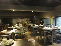 -龙巢盱眙龙虾·牛蛙·烧烤宵夜(八卦岭店)