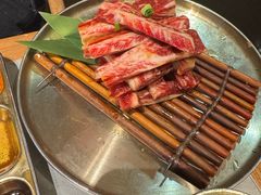 -草家酱蟹炭火烤肉店(珲春南路一店)