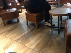 -星巴克臻选(周浦万达店)