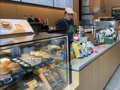 -星巴克(上海长宁来福士1F店)