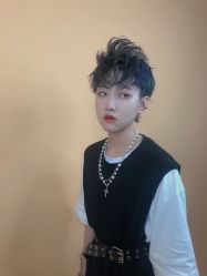 -苑苑发型设计
