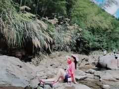-安吉龙王山峡谷漂流