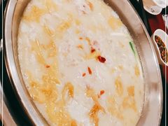-老来福·非遗酸汤兔(凯旋路店)