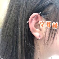 -AI艾耳·专业手工耳洞·穿孔美学馆