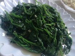 -墨脱石锅椰子鸡•海鲜糟粕醋(榆亚路店)