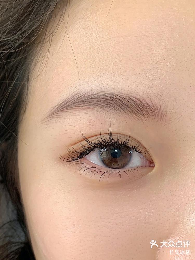 2 打开app查看高清大图 长岛冰茶 2月6日 15:09 关注 真的美~这野生眉