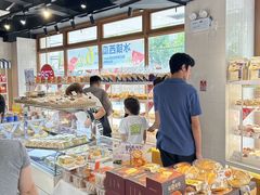 -85度C(生甜甜圈研究工坊·上海平凉店)