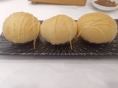 羊奶燕麦包-新兴家喻酒家·羊城名宴(昌岗店)