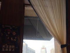 -八府香鸭·啫啫煲(华山路店)