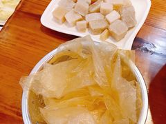 -老北京热气涮羊肉·小龙虾·烤鱼(呼玛路店)
