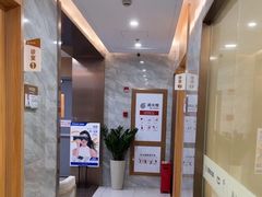 -上海仁爱医院口腔科 · 种植
