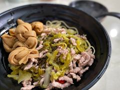 潮州酸菜炒肉丝拌面-老地方面馆(思南路店)