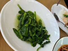 -渝信川菜 · 川味家常菜(财富购物中心店)