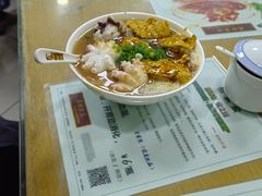 蟹黄膏八爪鱼米粉-荔林食店(西华路店)