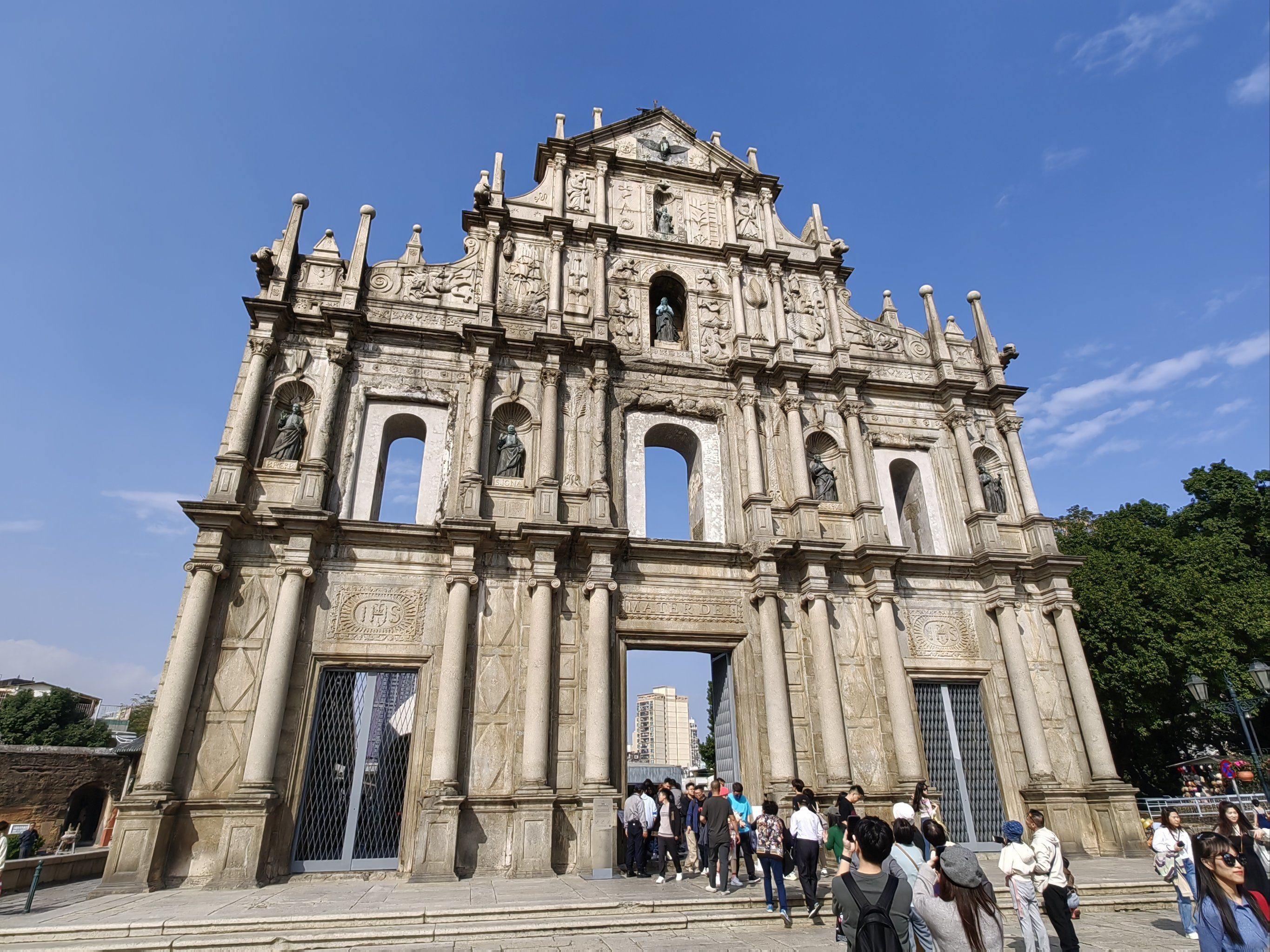 包含大三巴内部一码一肖揭秘的词条