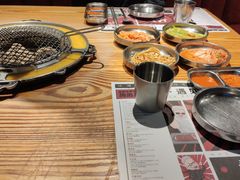 -青瓦炭韩潮烤肉(花园道店)