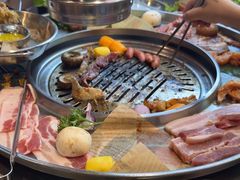-哈哈碳都·牛肋条无限自助烤肉(台江万达店)