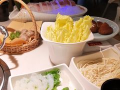 -左庭右院鲜牛肉火锅(浦江欢乐颂店)