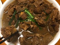 笋干排骨-温州一家人美食(西木头市店)