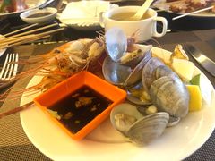 -大中华希尔顿酒店-念自助餐·嗨啤·小龙虾