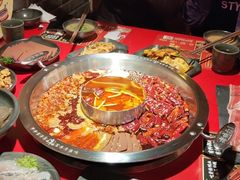 -谭鸭血老火锅(图书馆店)