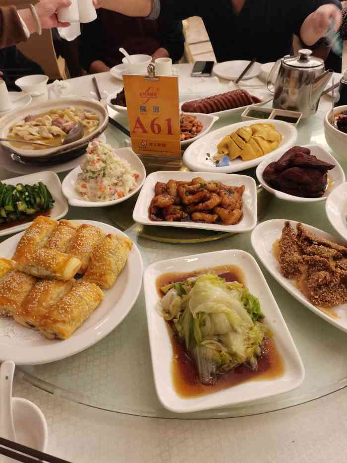 金时代顺风大酒店(汇银广场店)-"在汇银广场5楼 如果开车的话 从广元