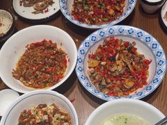 -八碗湘长沙市井菜(坡子街店)