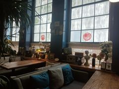 -84那年咖啡馆(李沧万达店)