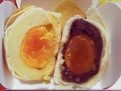 绿豆蛋黄酥-BC烘焙伴手礼(新光天地店)