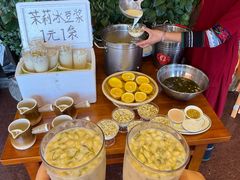 -老滇山寨•云南特色菜•地方菜•民族风情歌舞表演(金碧店)