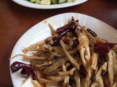 -绝城芋儿鸡(犀浦旗舰店)