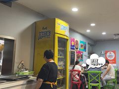 -渝嘴小老弟老火锅(华新村店)