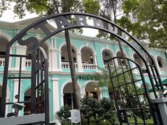 门面-星巴克臻选(广州沙面店)