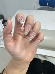 -瞧·享轻奢美甲美睫