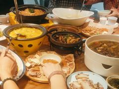 -有红鸡毛店·川菜(建设路店)