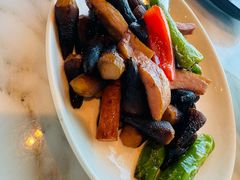 鸡纵菌炒猪颈肉-无锡苏宁银河国际酒店-悦府65中餐厅