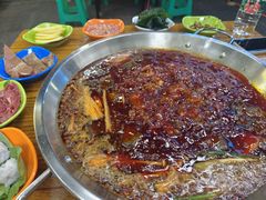 -毛毛老火锅(八年观音桥店)